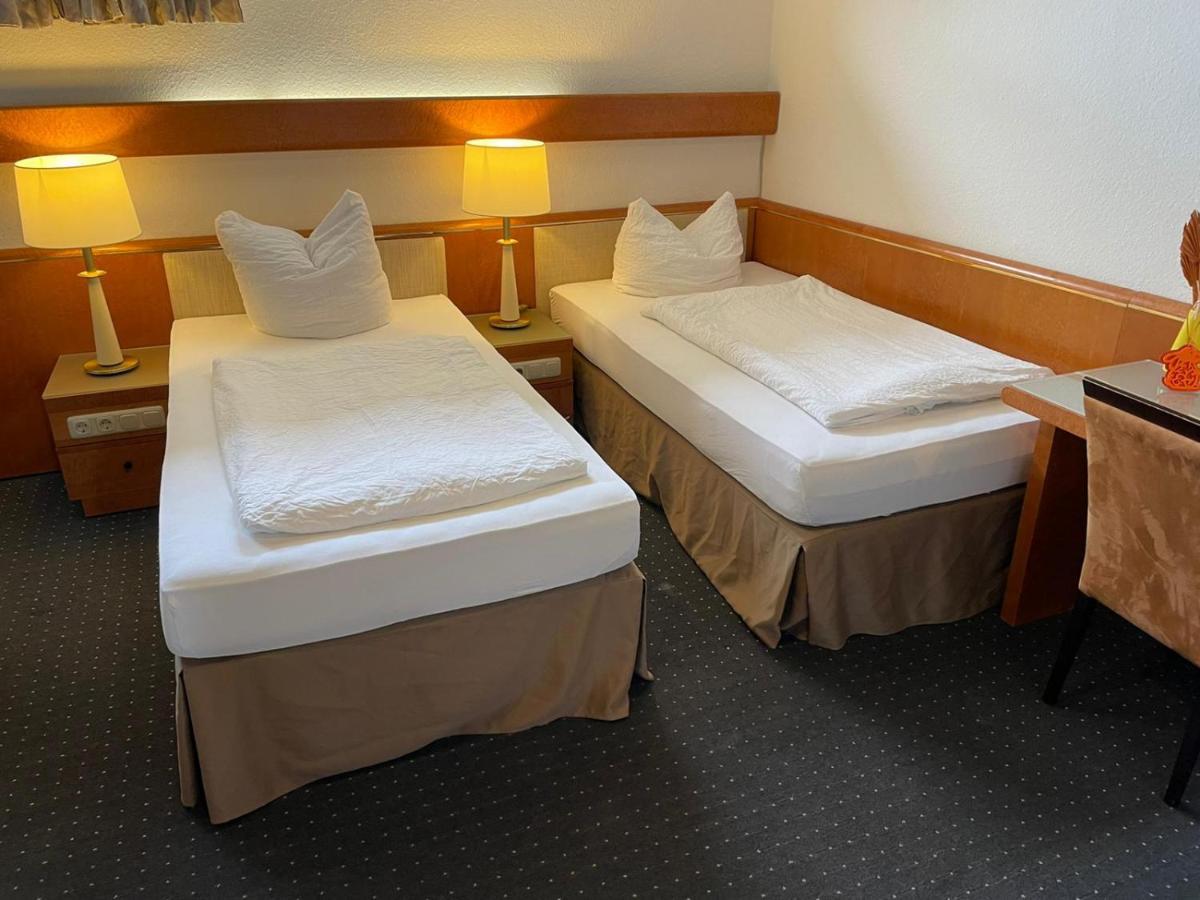 Gaestezimmer Gasthof Becker Hotel Wulfrath Екстериор снимка
