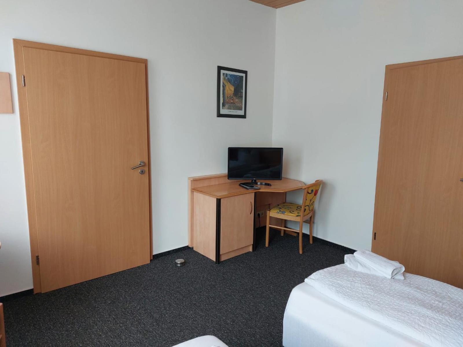 Gaestezimmer Gasthof Becker Hotel Wulfrath Екстериор снимка