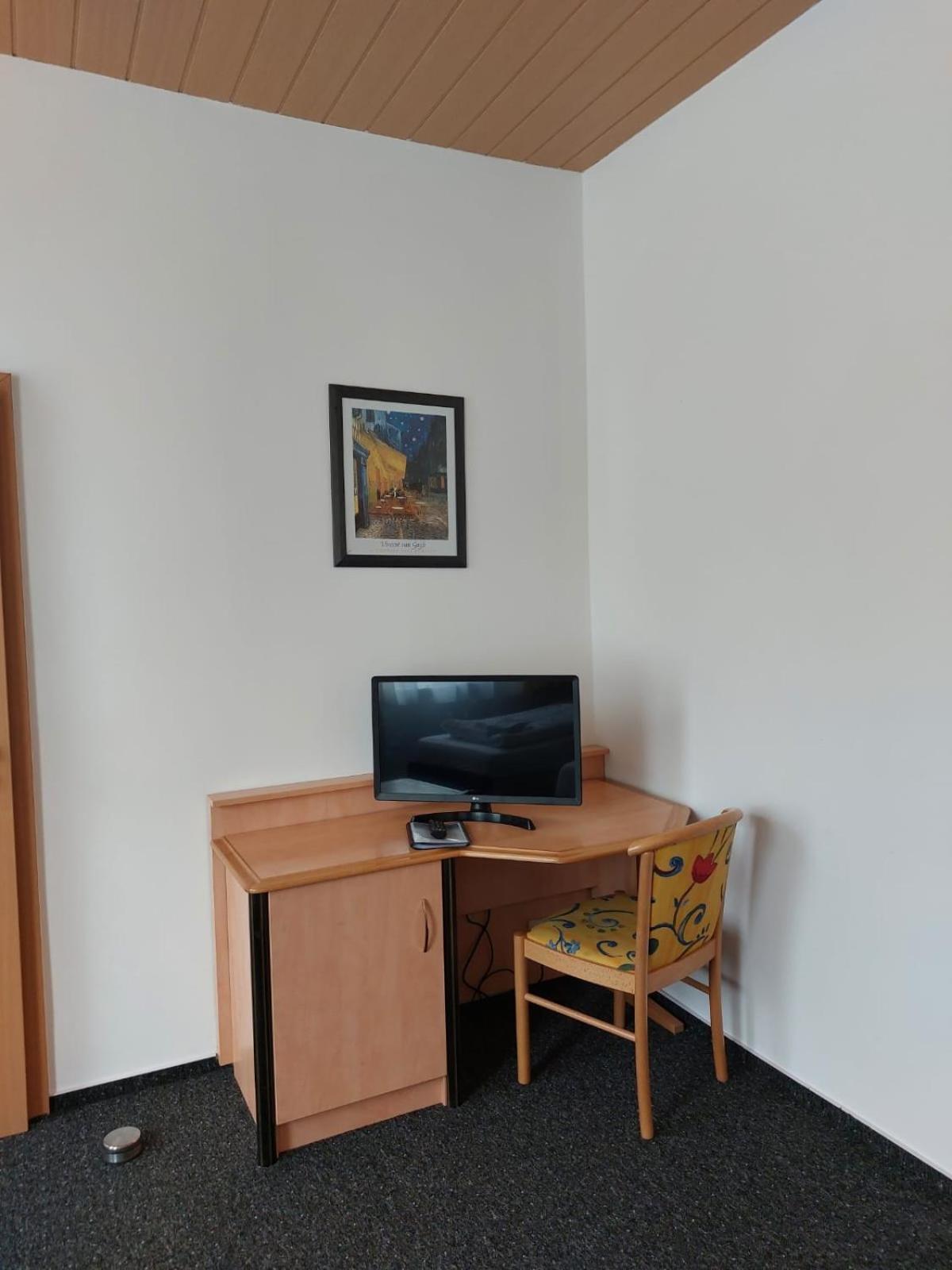 Gaestezimmer Gasthof Becker Hotel Wulfrath Екстериор снимка
