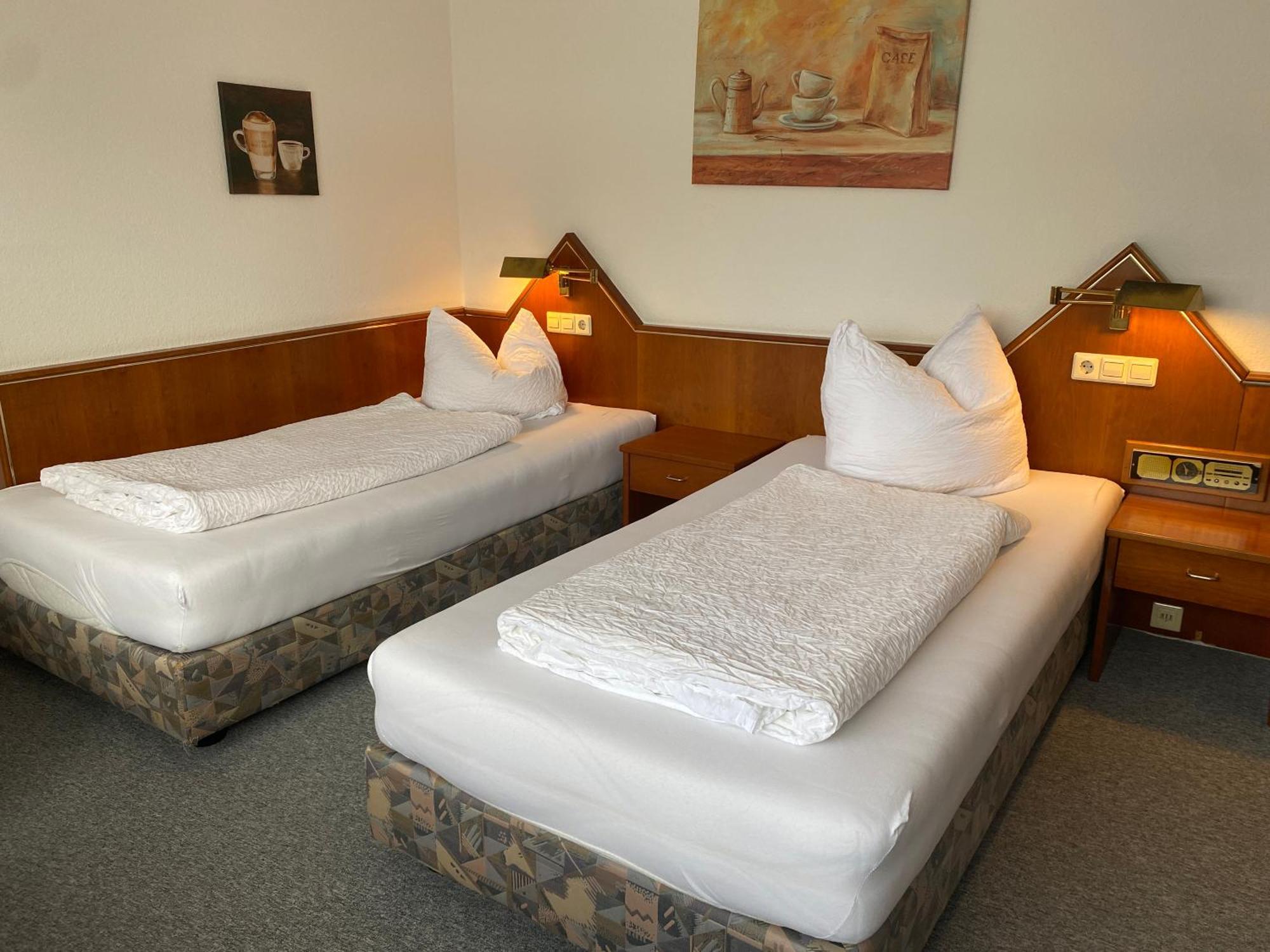 Gaestezimmer Gasthof Becker Hotel Wulfrath Екстериор снимка