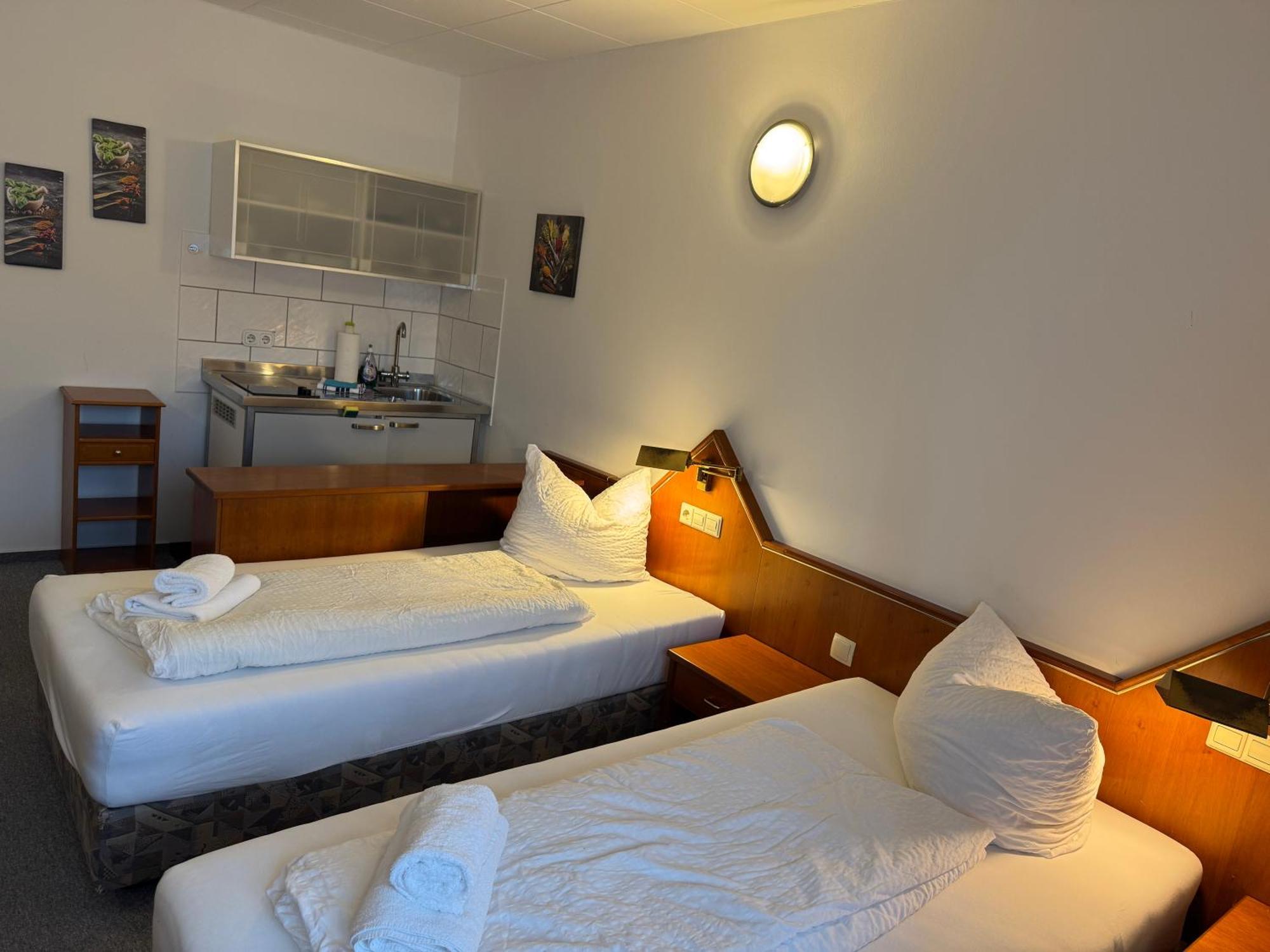 Gaestezimmer Gasthof Becker Hotel Wulfrath Екстериор снимка