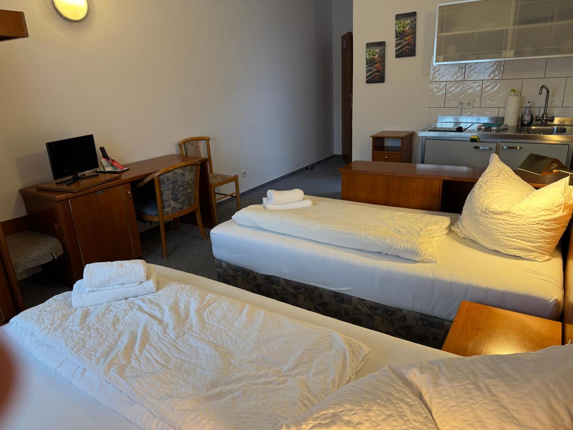 Gaestezimmer Gasthof Becker Hotel Wulfrath Екстериор снимка
