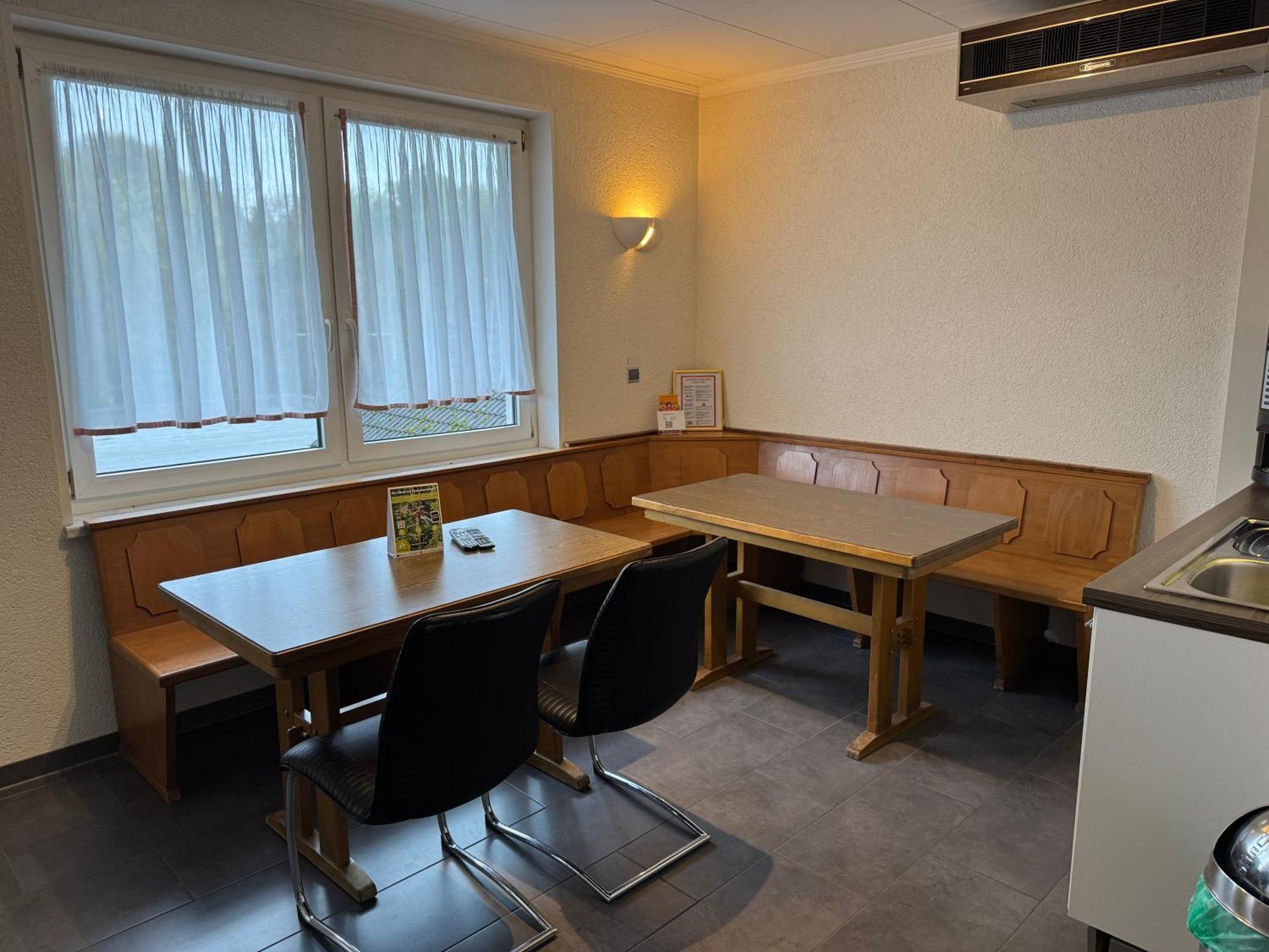 Gaestezimmer Gasthof Becker Hotel Wulfrath Екстериор снимка