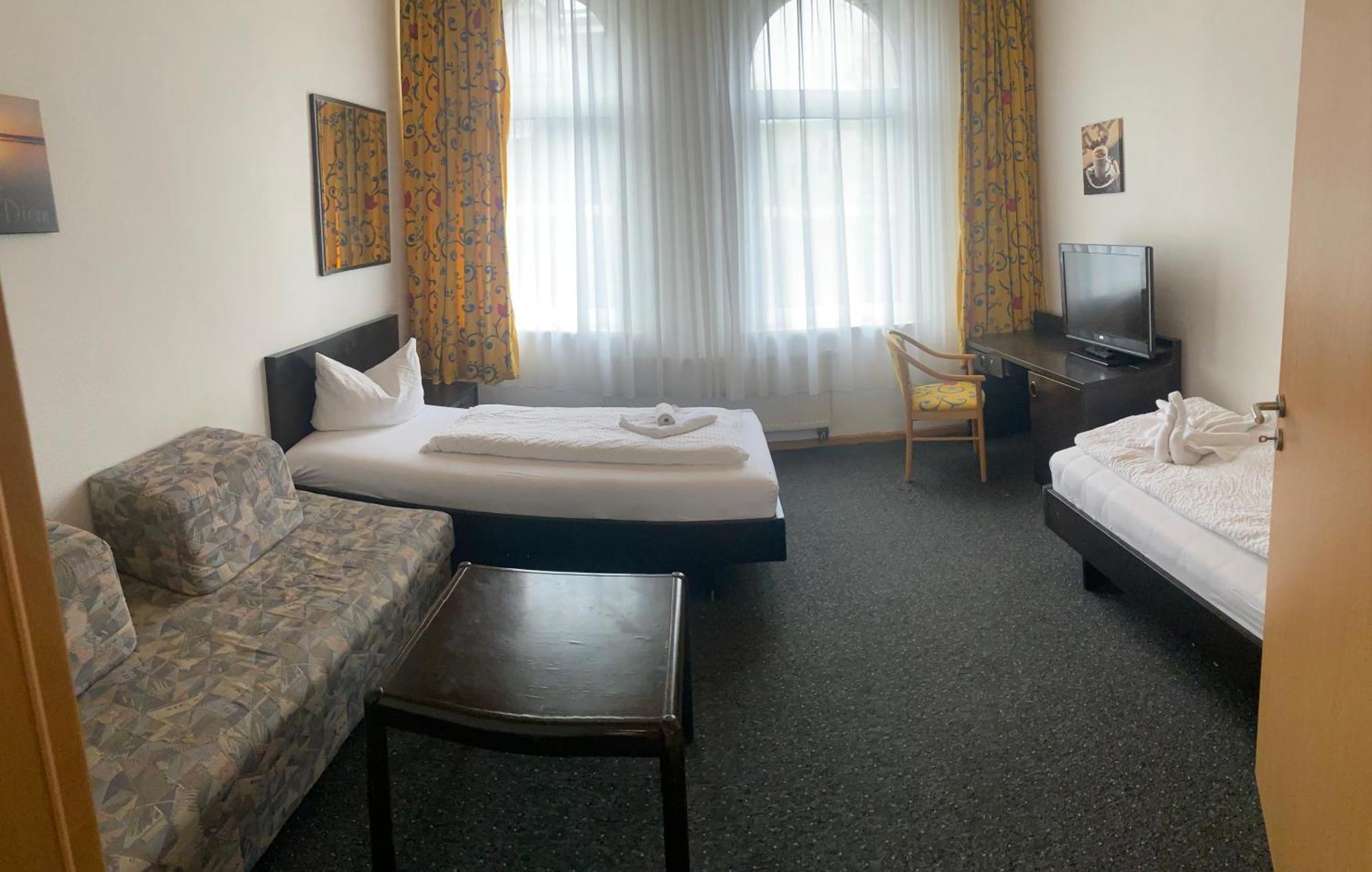 Gaestezimmer Gasthof Becker Hotel Wulfrath Екстериор снимка