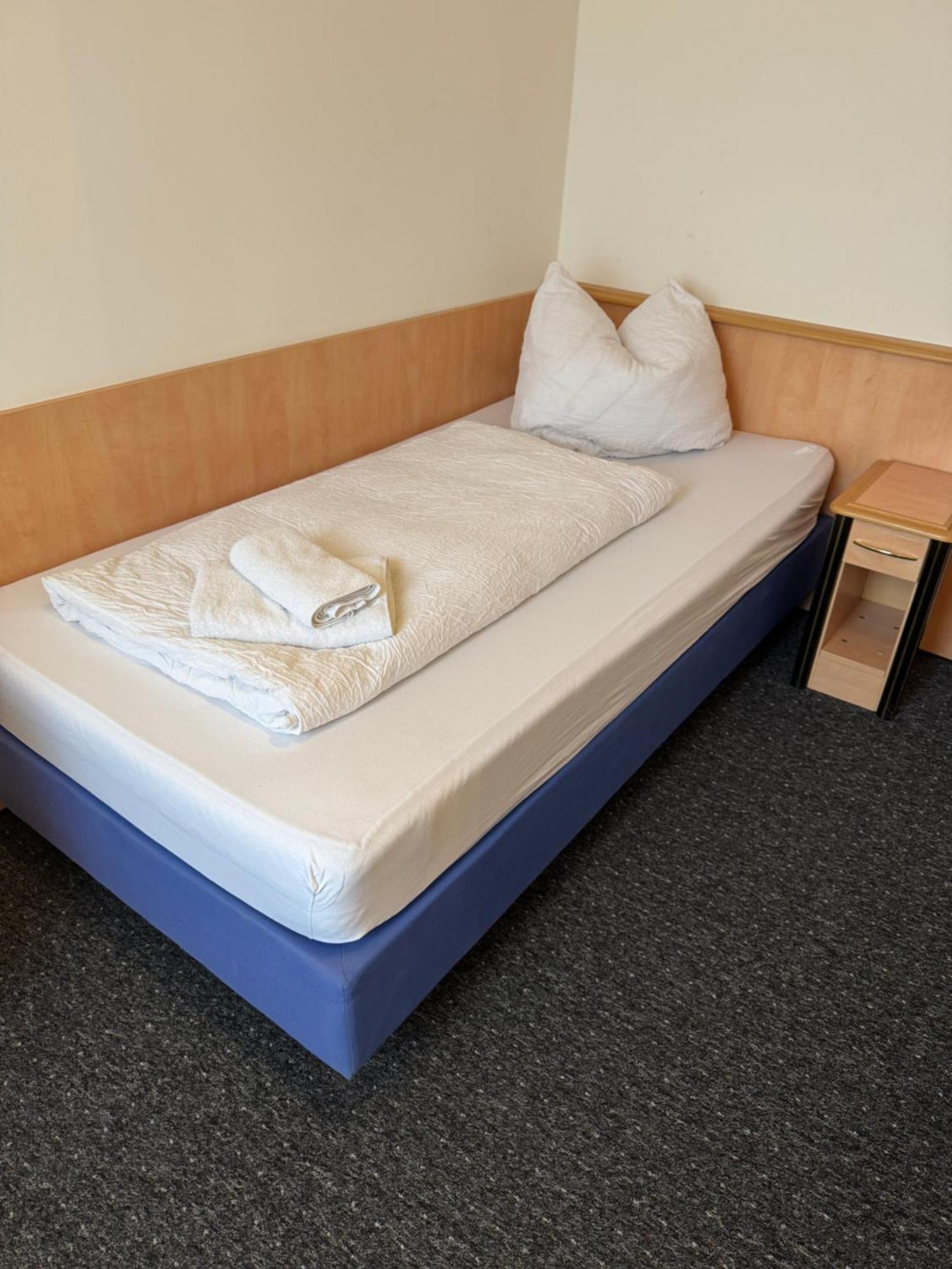 Gaestezimmer Gasthof Becker Hotel Wulfrath Екстериор снимка